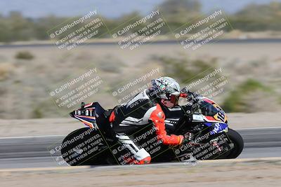 media/Jan-15-2026-Racers Edge (Thu) [[dfebeb70ab]]/2-A Group/Session 3 (Turn 15 Inside Pans)/